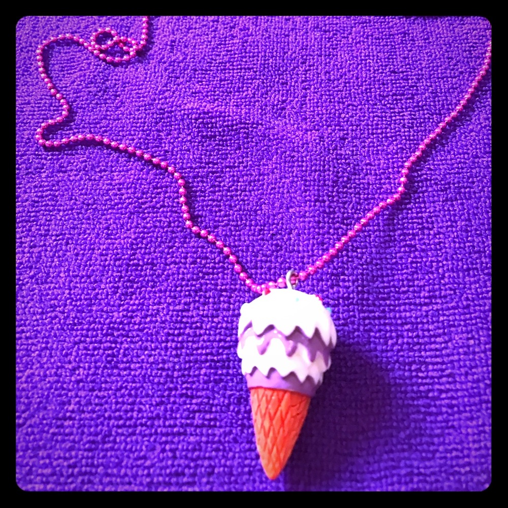 Girls necklace